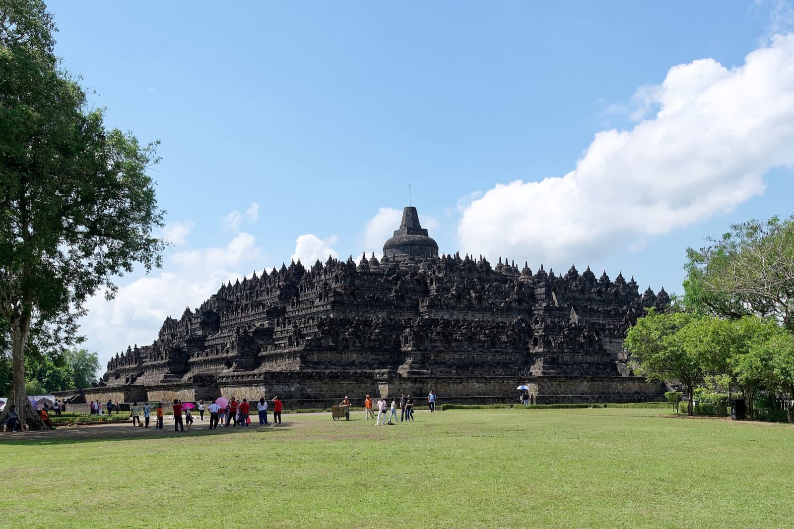 Jogja Candi & Malioboro Sehari